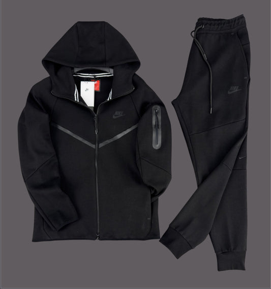 Nike Tech FLc old season
