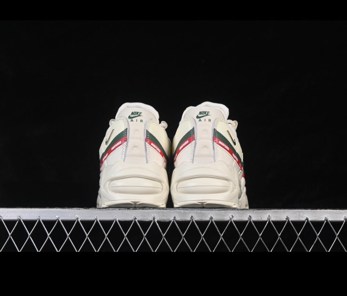 Nike Air Max  95 / Undefeated IB4453-100