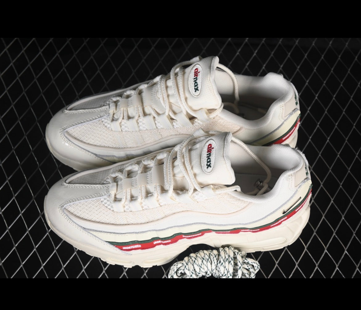 Nike Air Max  95 / Undefeated IB4453-100