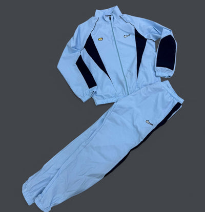 Nike TN шушлеков екип