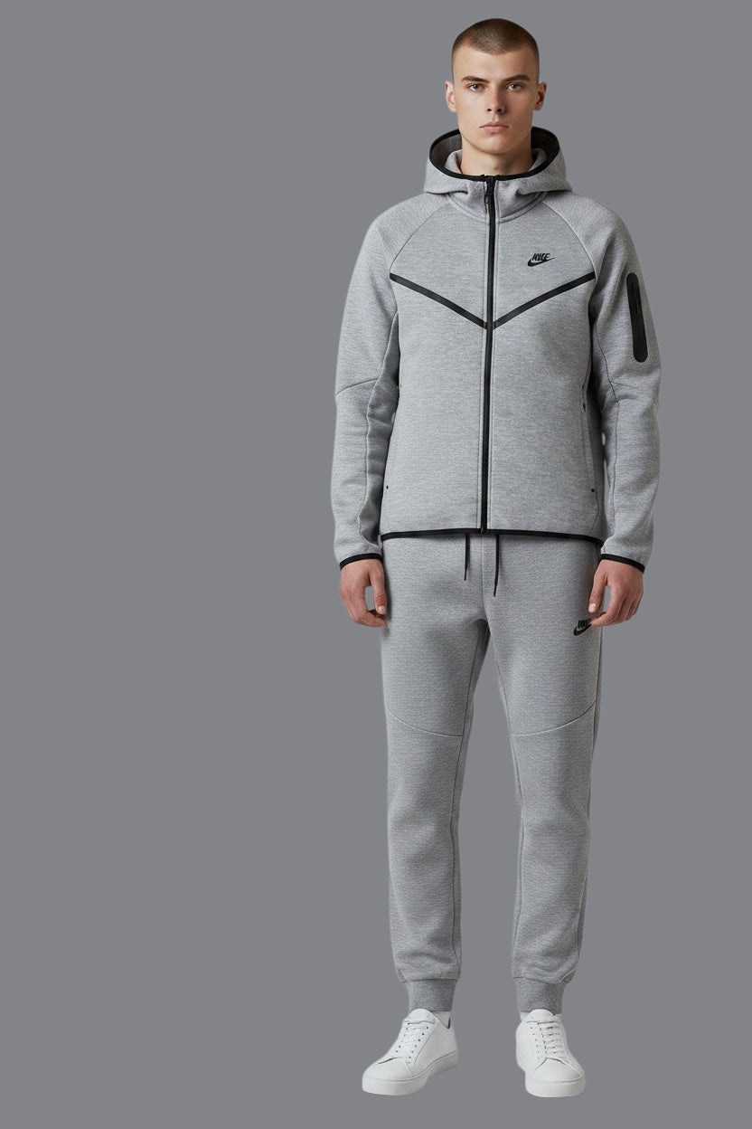 Nike Tech FLEECE