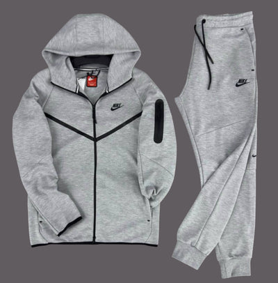 Nike Tech FLEECE