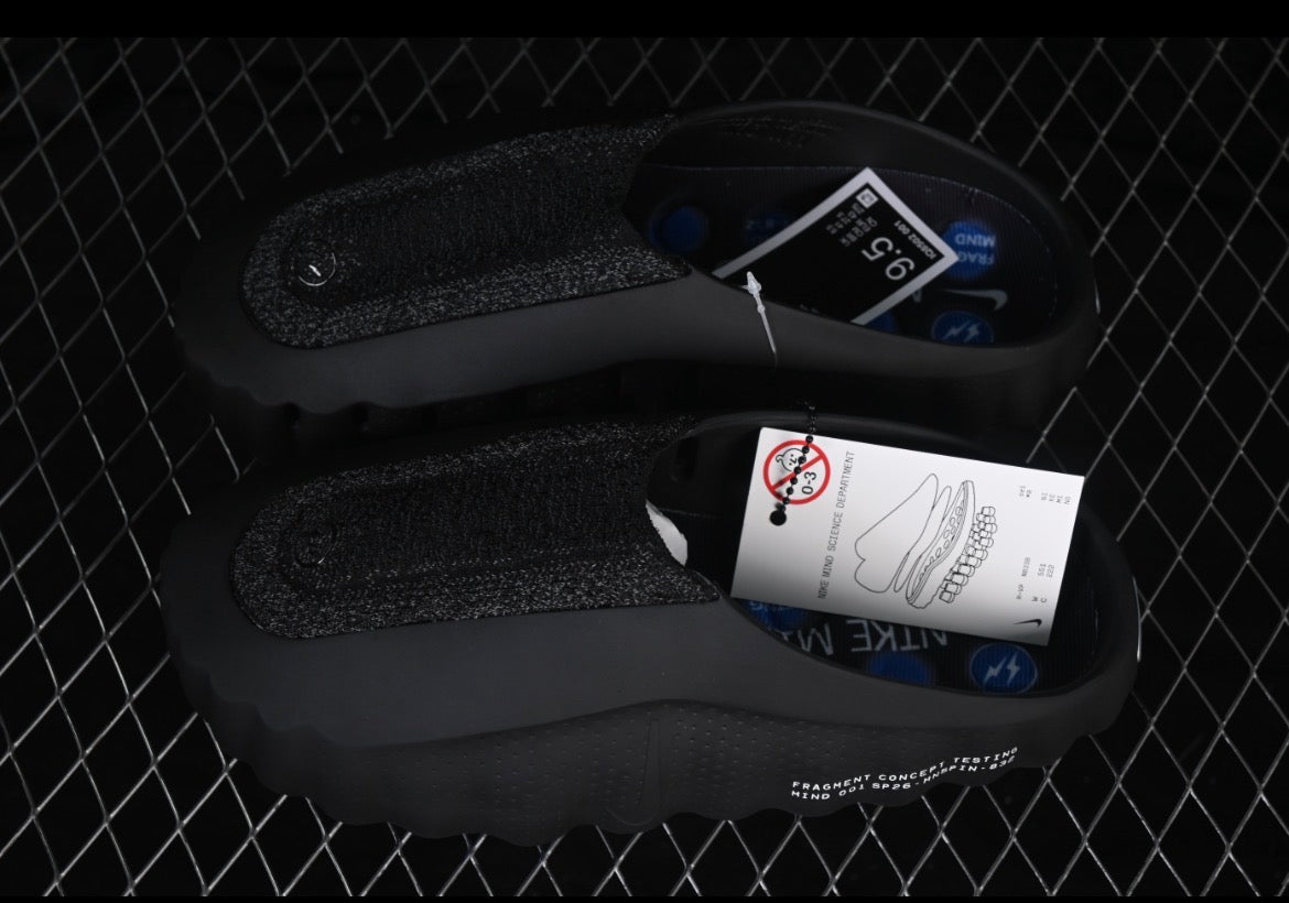 Nike Mind 001 IQ8502-001