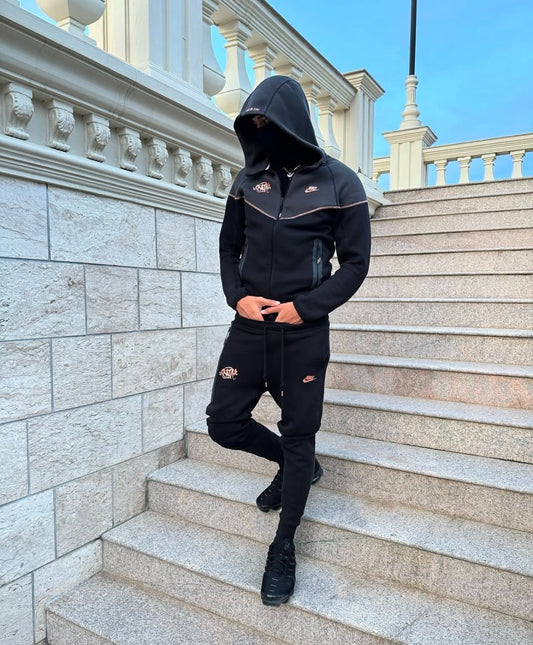 Nike Tech FLC / Syna